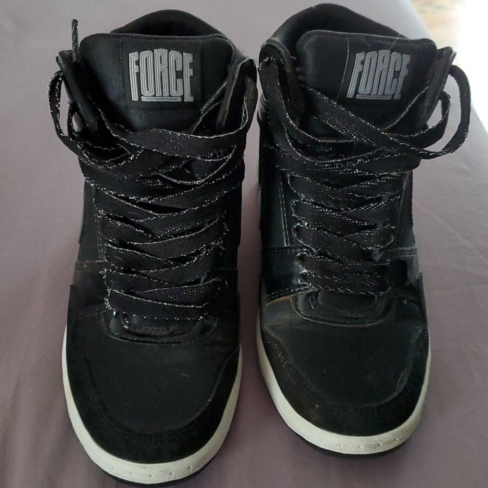 Nike Sky High Wedge Sneakers 5.5